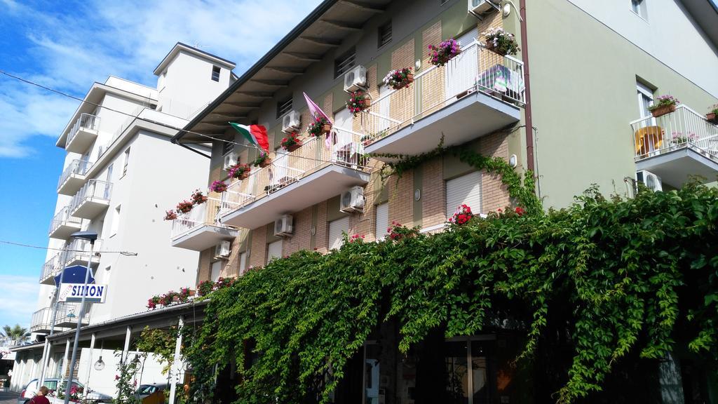 Hotel Simon Rimini Dış mekan fotoğraf