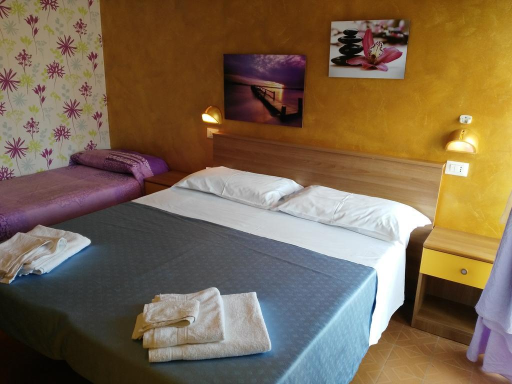 Hotel Simon Rimini Dış mekan fotoğraf