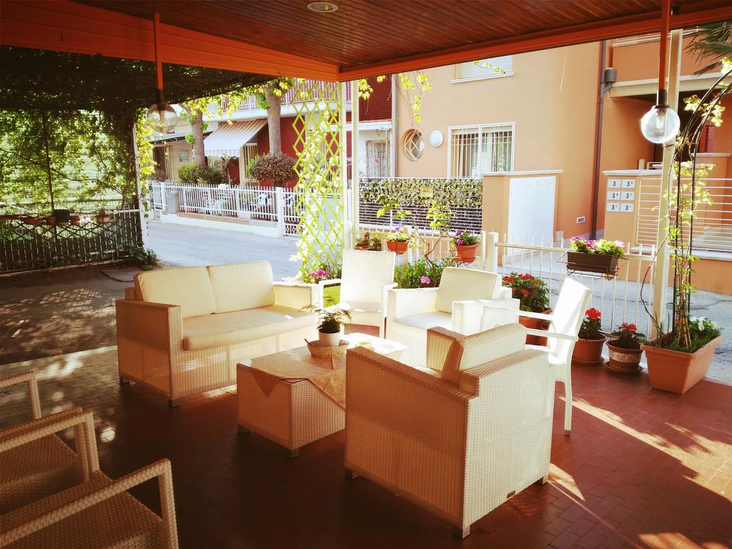 Hotel Simon Rimini Dış mekan fotoğraf