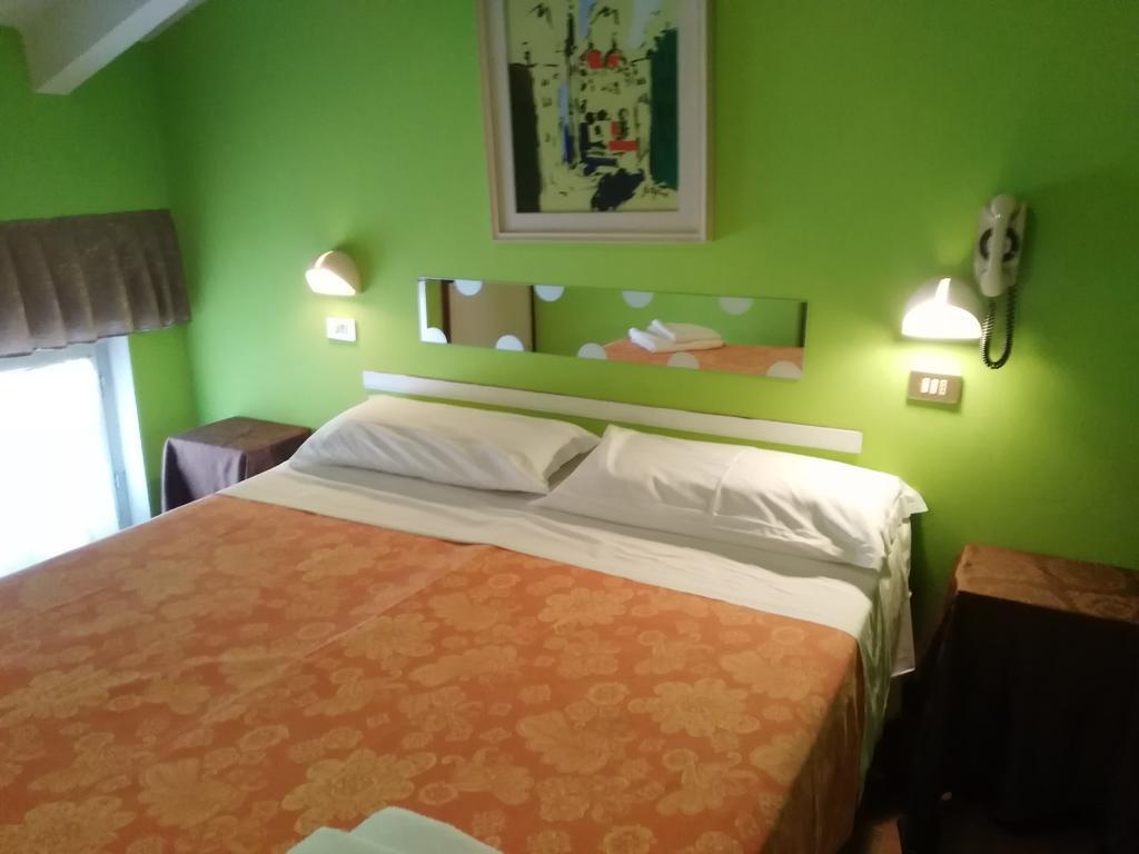 Hotel Simon Rimini Dış mekan fotoğraf